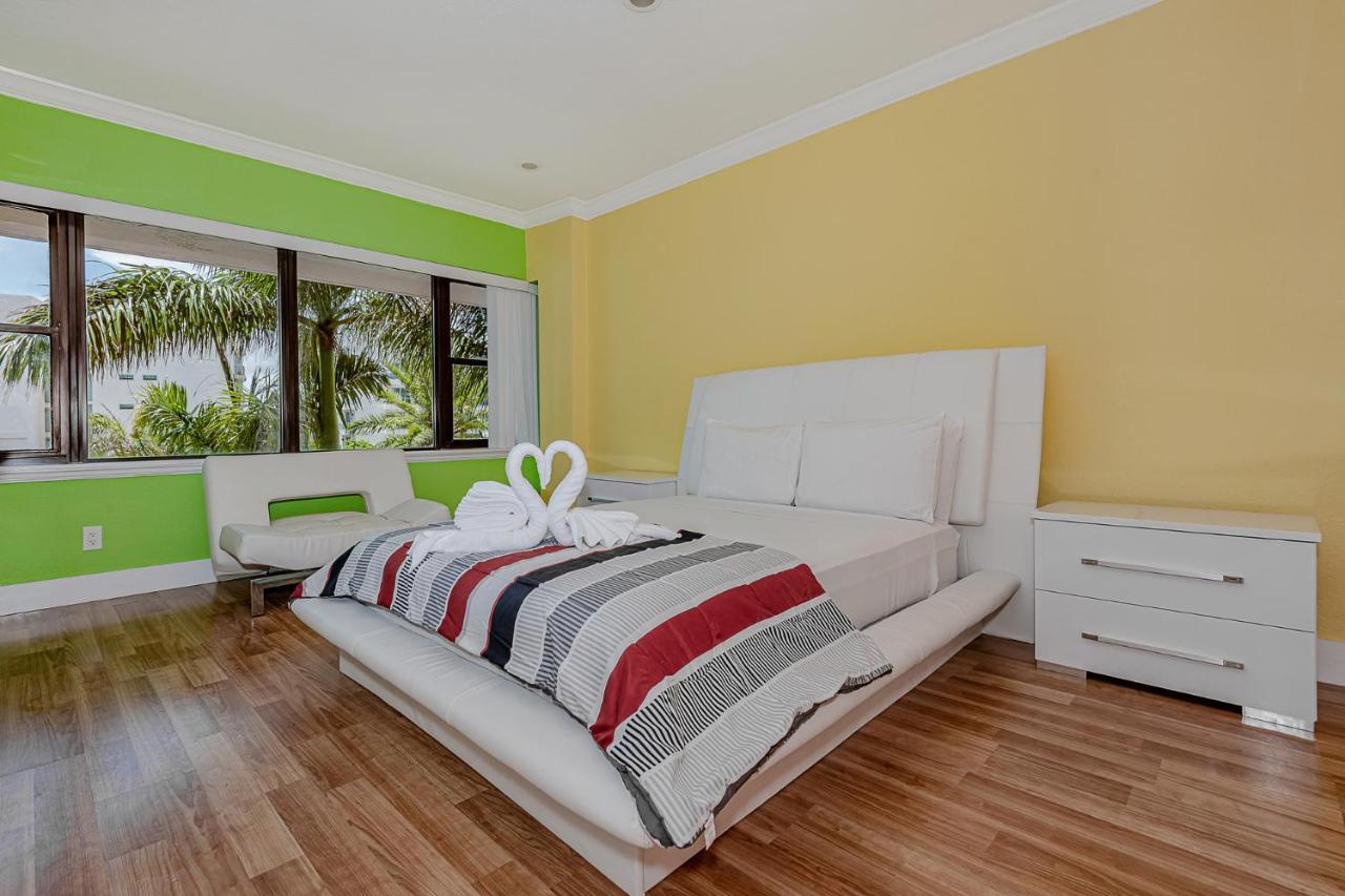 Beach Front Studio Miami Beach Esterno foto